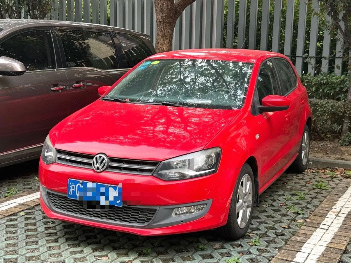 Volkswagen Polo 2012 Volkswagen Polo 2012 car image