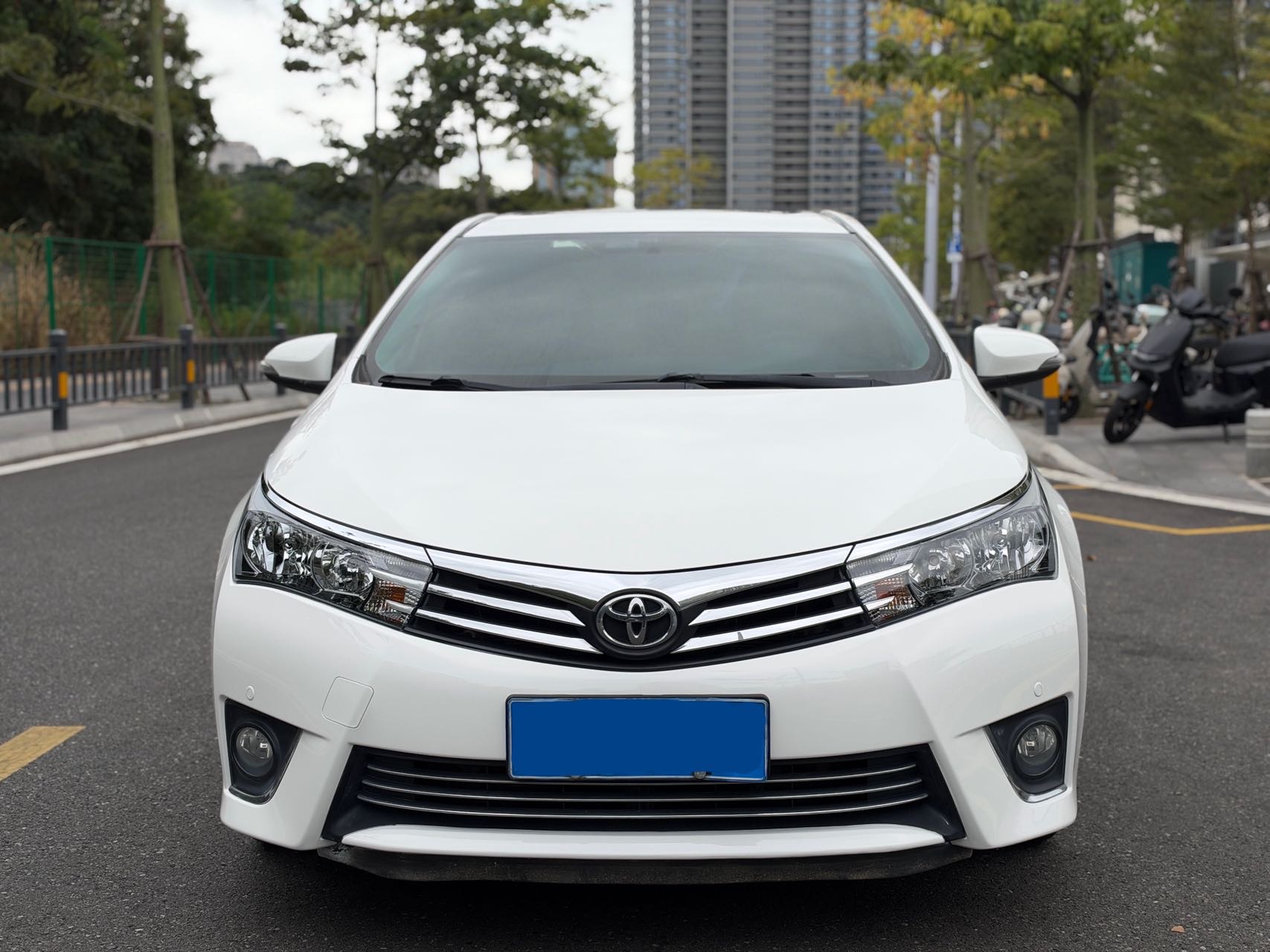 Toyota Corolla 2016 immagine di auto #2