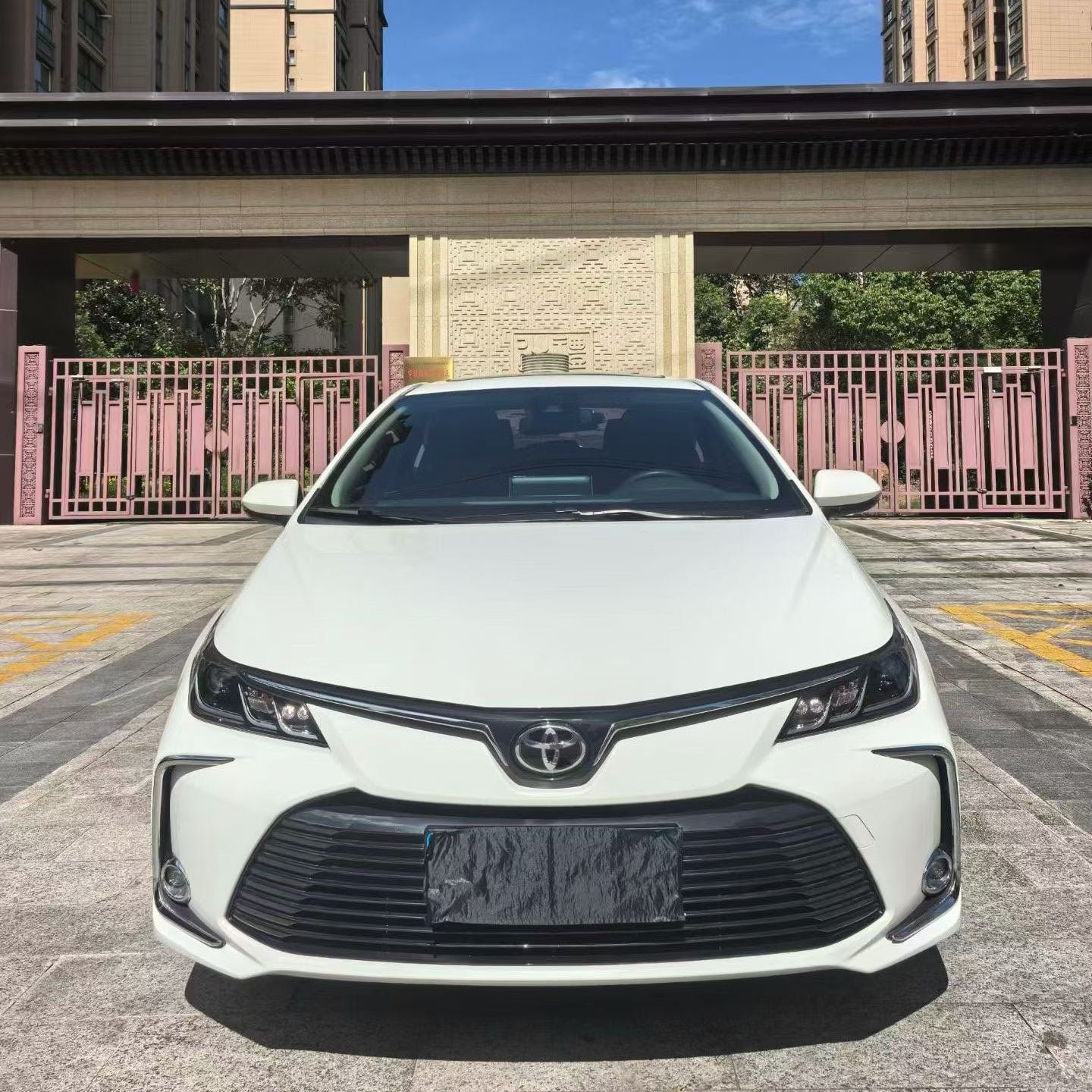 Toyota Corolla 2025 car image #2
