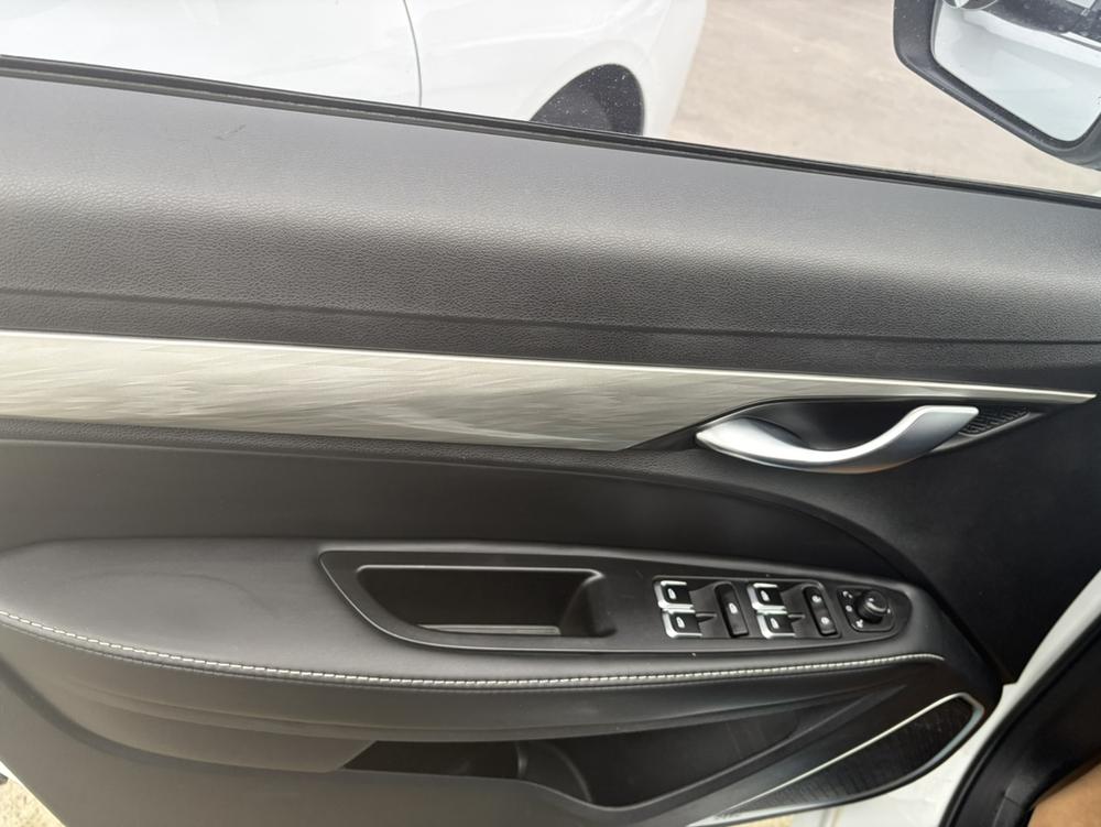 GEELY Emgrand 2019 #12 GEELY Emgrand 2019 car image #12