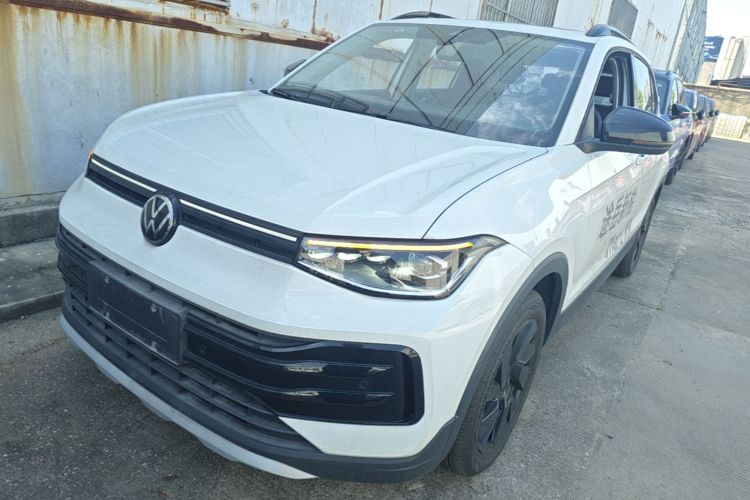 Volkswagen Tharu 2025 #2 Volkswagen Tharu 2025 car image #2