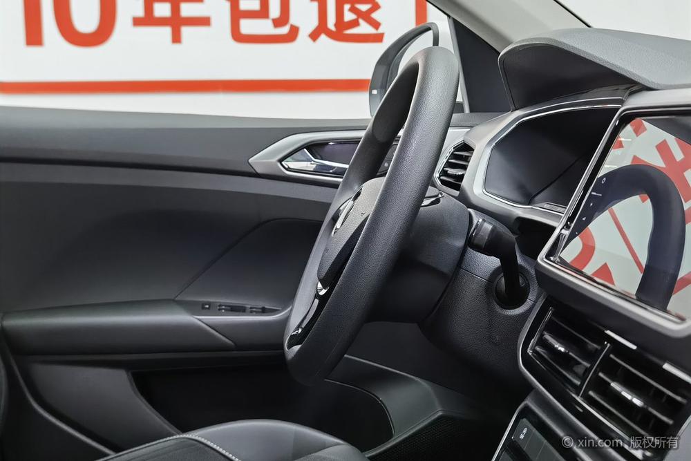 Volkswagen T-Cross 2021 #11 Volkswagen T-Cross 2021 car image #11