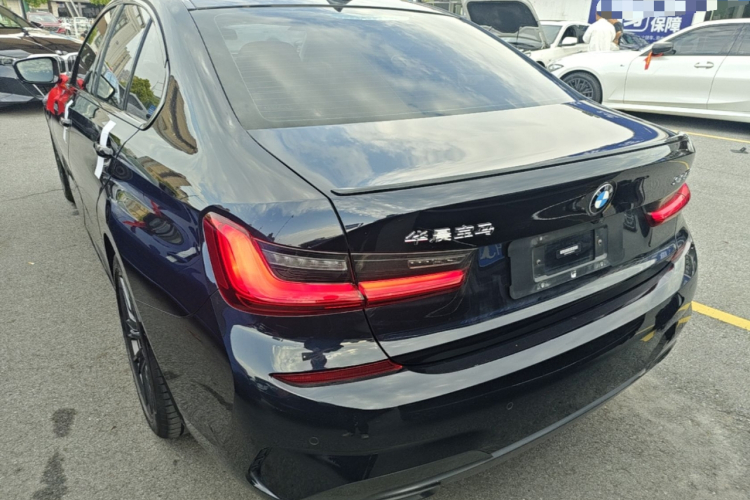 BMW 3 Series 2021 car image #5
