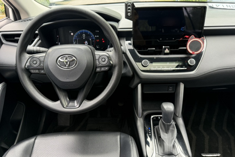 Toyota Corolla Cross 2023 car image #15