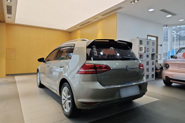 Volkswagen Golf 2016 car image #5