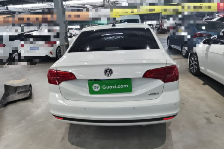 Volkswagen Bora 2020 car image #6