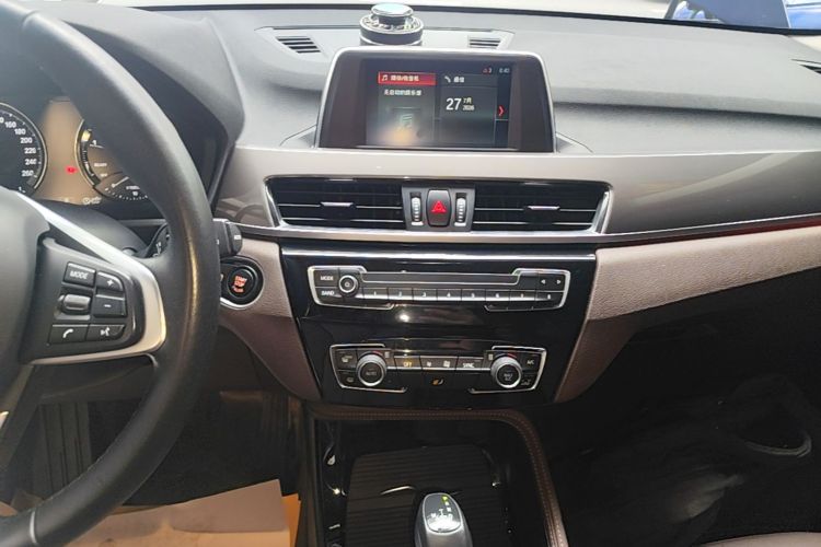 BMW X1 2019 #17 BMW X1 2019 car image #17