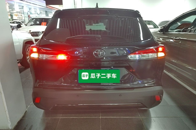 Toyota Corolla Cross 2024 immagine di auto #6
