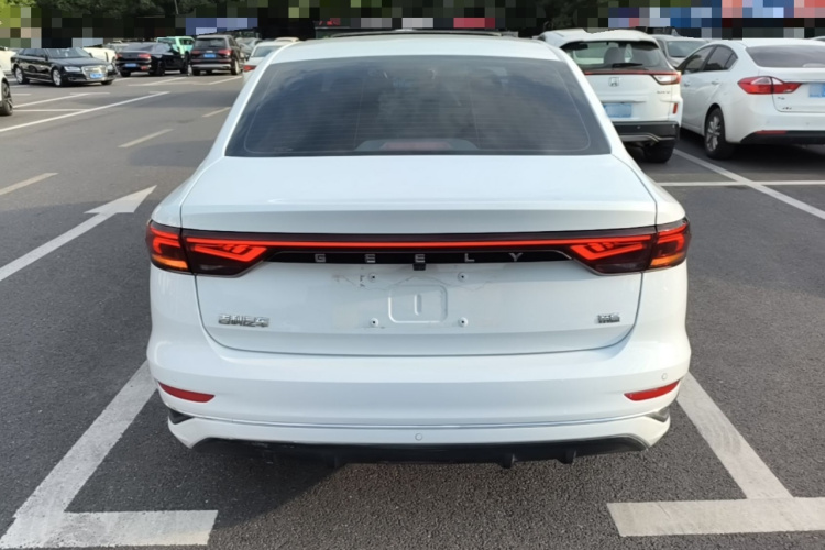 GEELY Emgrand 2024 #4 GEELY Emgrand 2024 car image #4