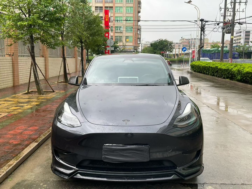 Tesla Model Y 2024 #2 Tesla Model Y 2024 car image #2