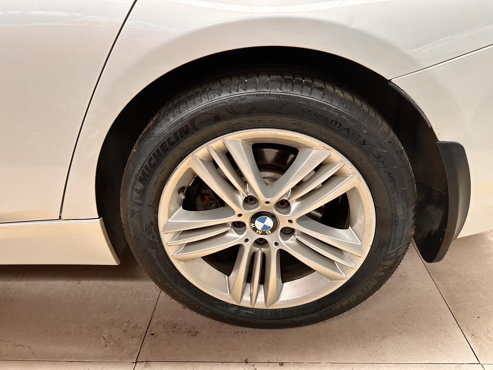 BMW 3 Series 2017 car image #7