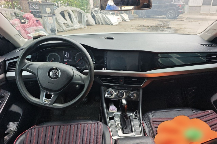 Volkswagen Bora 2019 car image #11