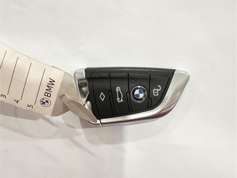 BMW 3 Series 2020 car image #8