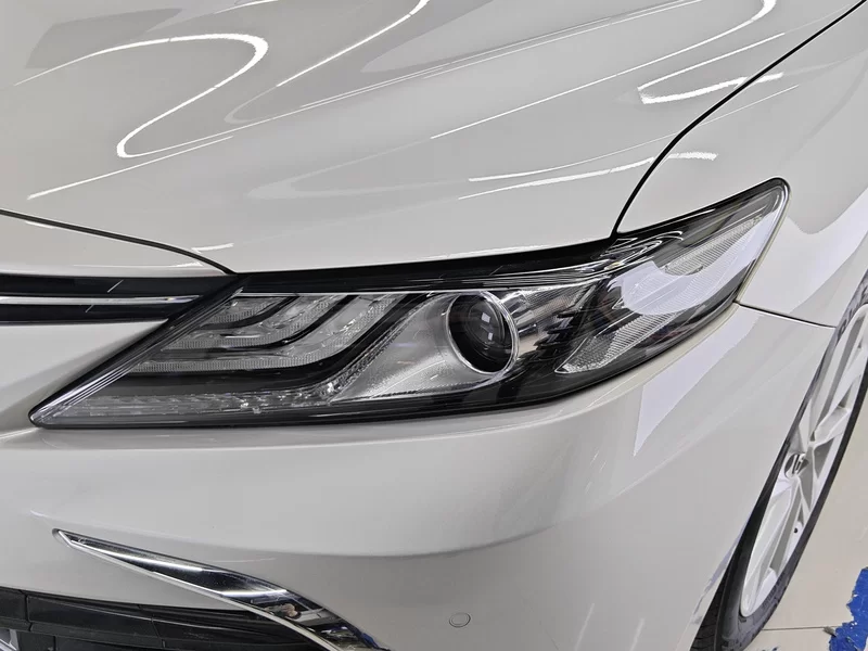 Toyota Camry 2022 car image #4