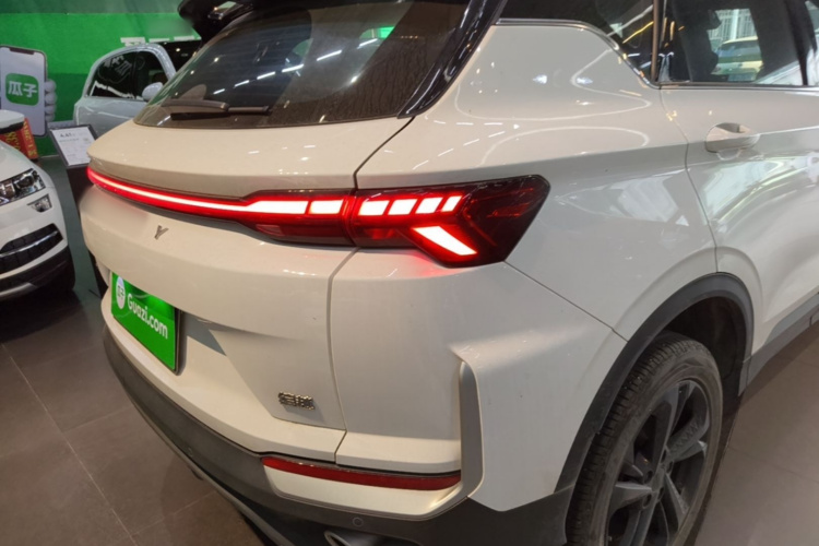 GEELY Coolray 2025 صورة سيارة #8