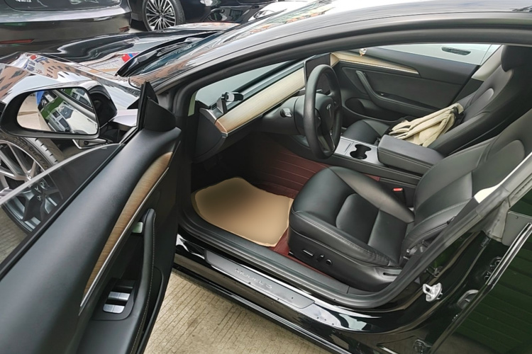 Tesla Model 3 2021 #16 Tesla Model 3 2021 car image #16