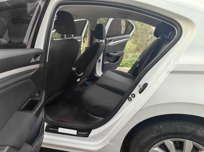 Volkswagen Bora 2021 imagen de coche #4