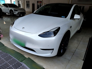 Tesla Model Y 2024 Tesla Model Y 2024 car image