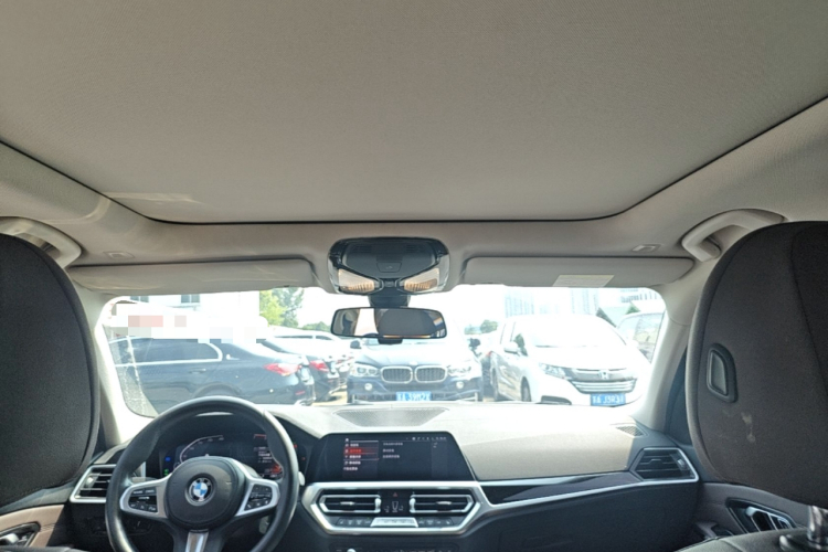 BMW 3 Series 2021 #18 BMW 3 Series 2021 car image #18