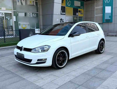 Volkswagen Golf 2017 Volkswagen Golf 2017 car image