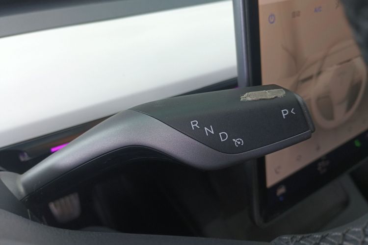 Tesla Model 3 2022 immagine di auto #14