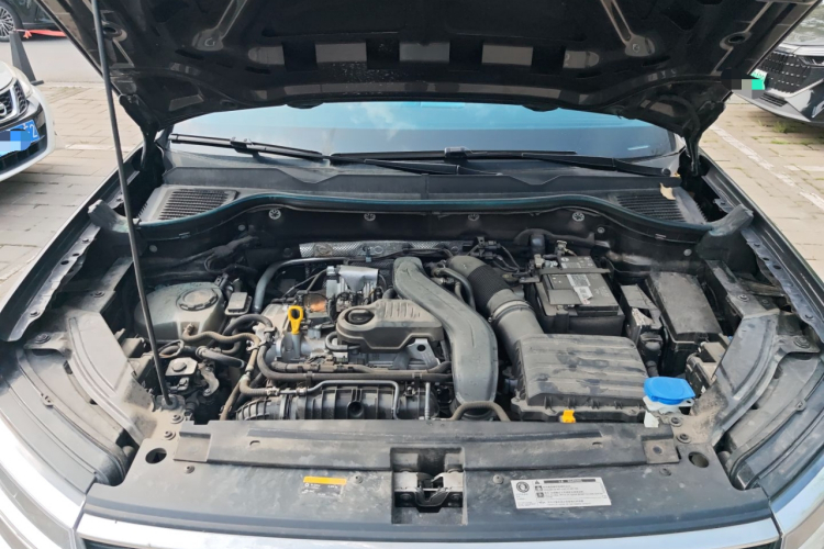 Volkswagen Tharu 2024 car image #22