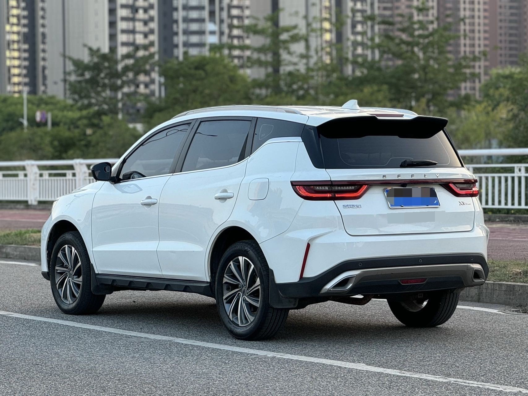 GEELY Vision X6 2021 #2 GEELY Vision X6 2021 car image #2
