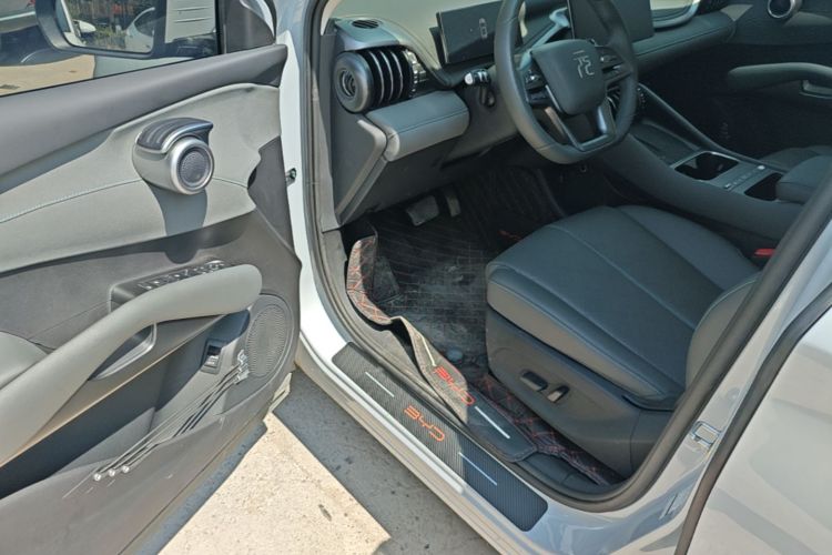 BYD Yuan Plus 2025 car image #12