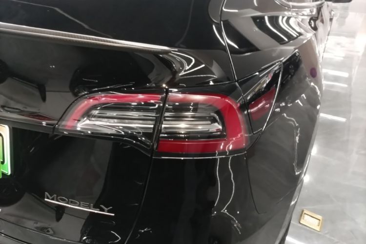 Tesla Model Y 2022 imagem de carro #8