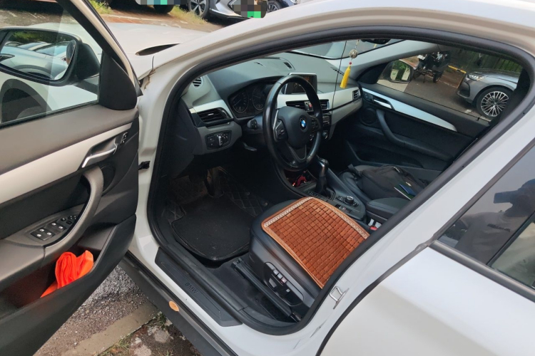 BMW X1 2017 #9 BMW X1 2017 image de voiture #9