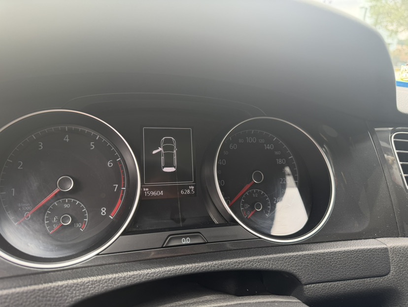 Volkswagen Golf 2019 car image #5