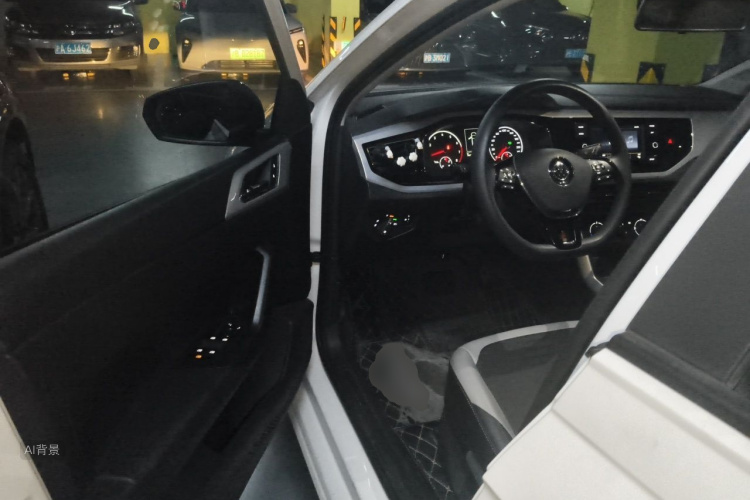 Volkswagen Polo 2020 car image #18