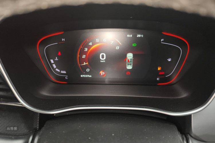 GEELY Binray 2019 immagine di auto #13
