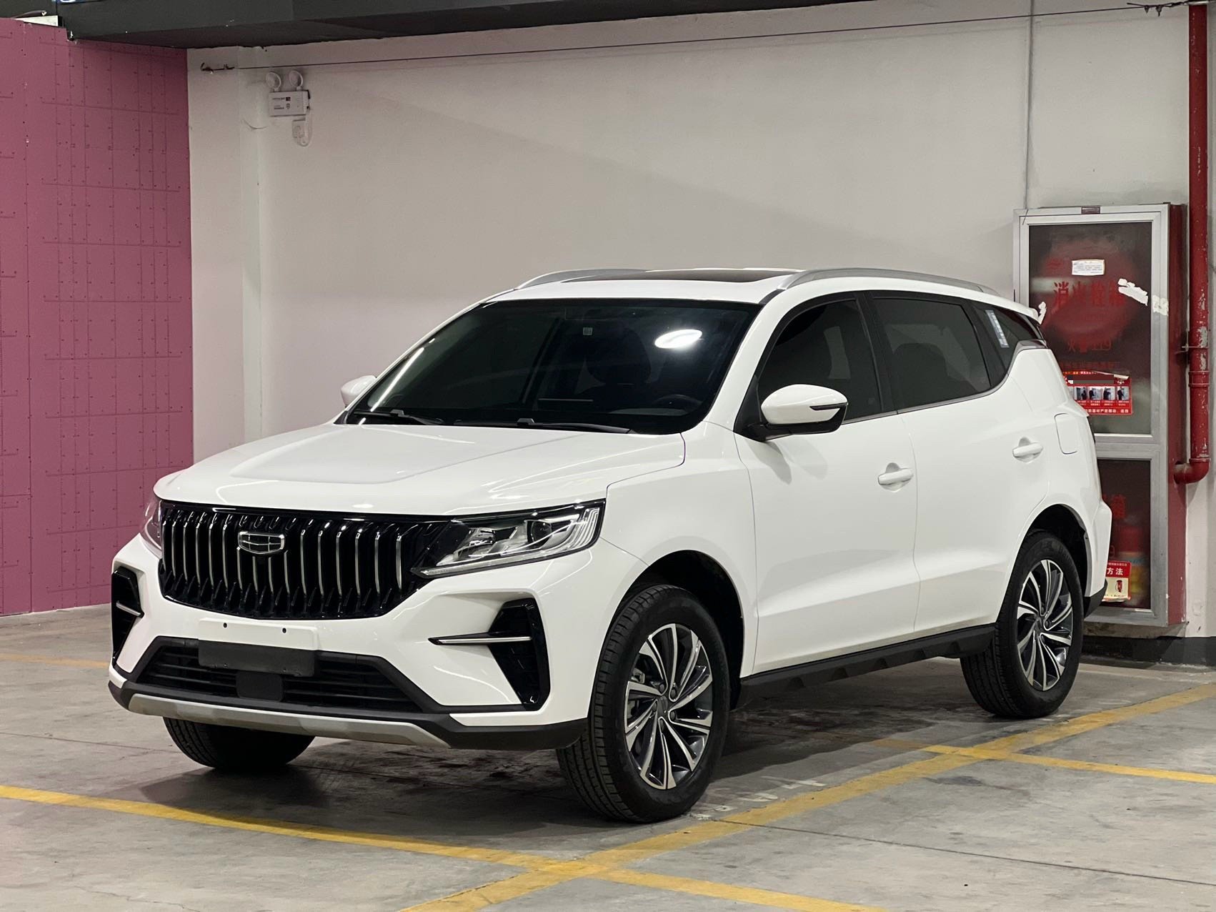 GEELY Vision X6 2021 car image 