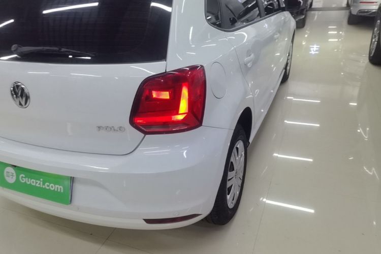 Volkswagen Polo 2018 car image #8