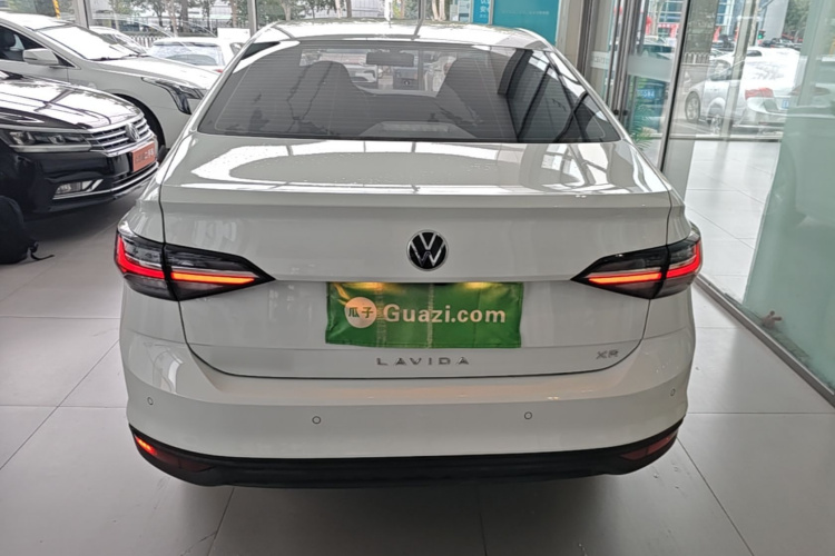 Volkswagen Lavida 2025 car image #6