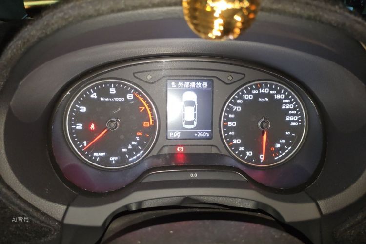 Audi A3 2019 car image #13