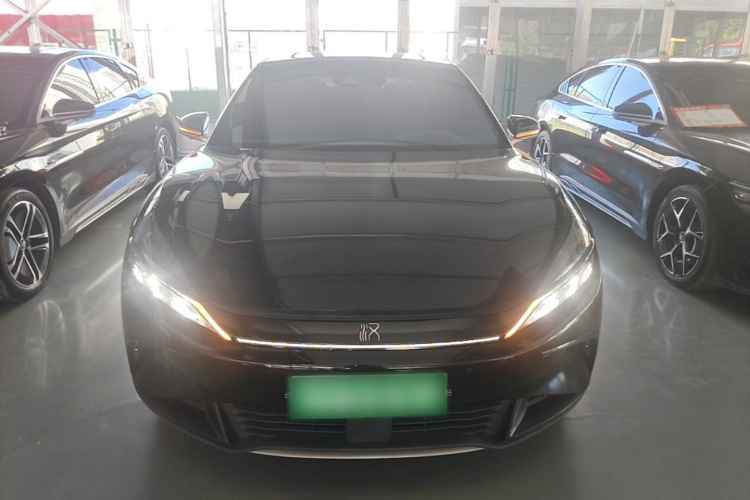 BYD Han 2023 car image #3