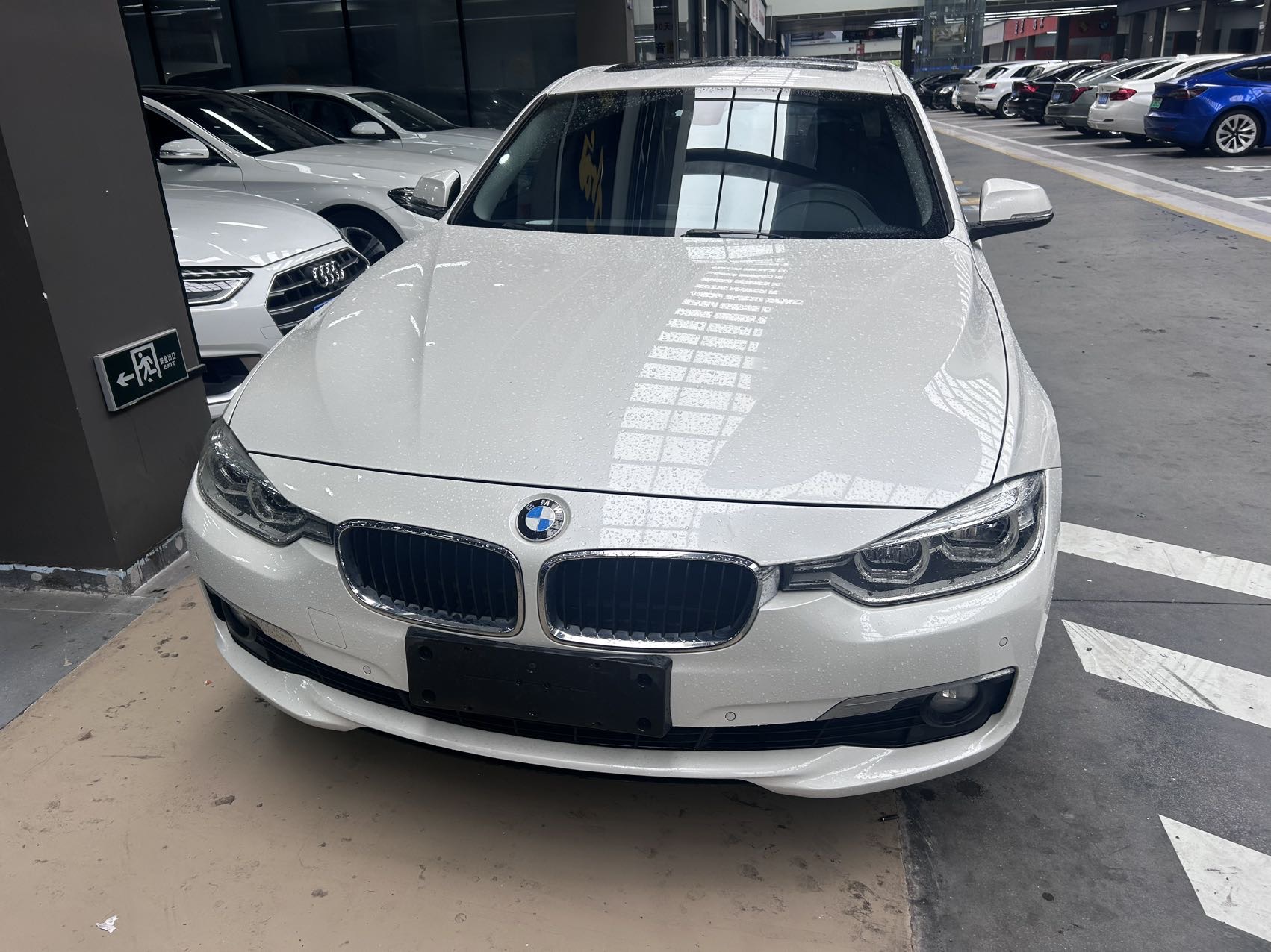 BMW 3 Series 2017 #4 BMW 3 Series 2017 car image #4