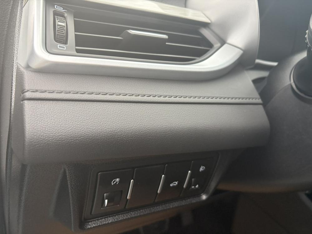 GEELY Emgrand 2019 #9 GEELY Emgrand 2019 car image #9