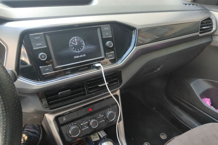 Volkswagen T-Cross 2020 изображение автомобиля #13