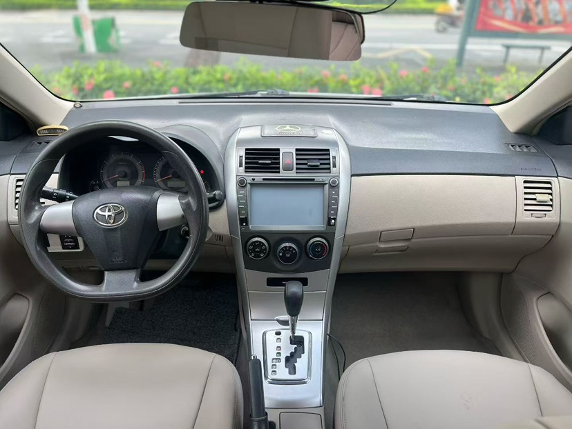 Toyota Corolla 2012 car image #6
