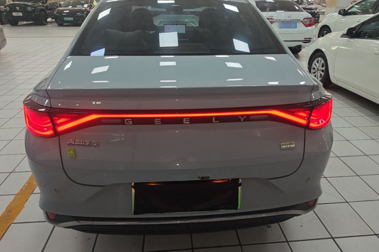 GEELY Emgrand L HiP 2022 car image #6