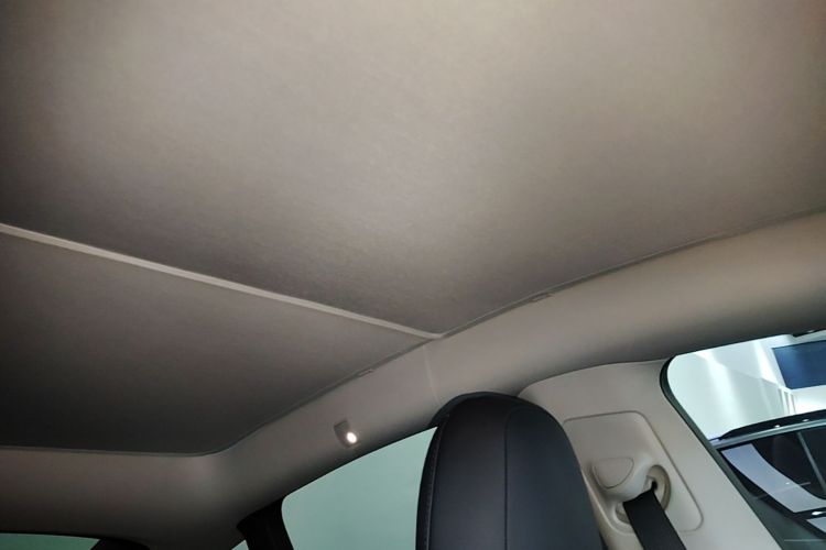 Tesla Model Y 2022 #18 Tesla Model Y 2022 car image #18