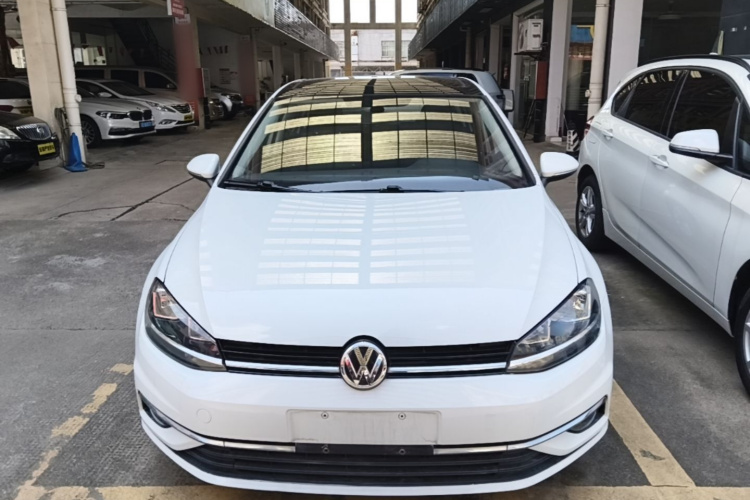 Volkswagen Golf 2019 #3 Volkswagen Golf 2019 car image #3
