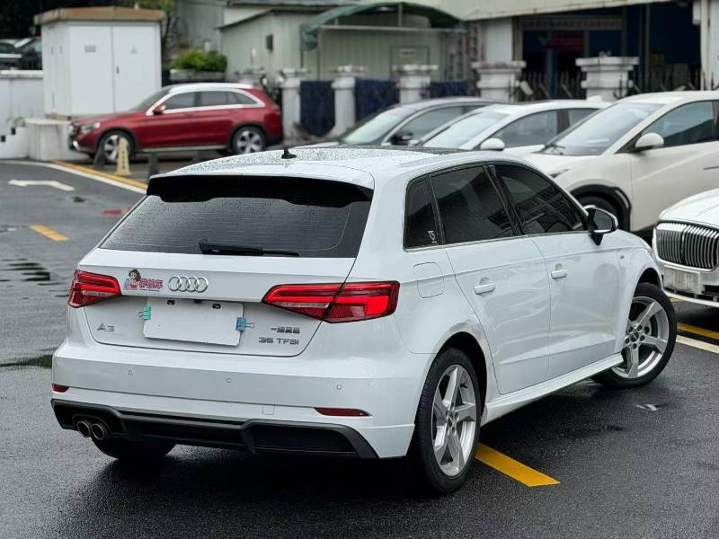 Audi A3 2020 car image #9