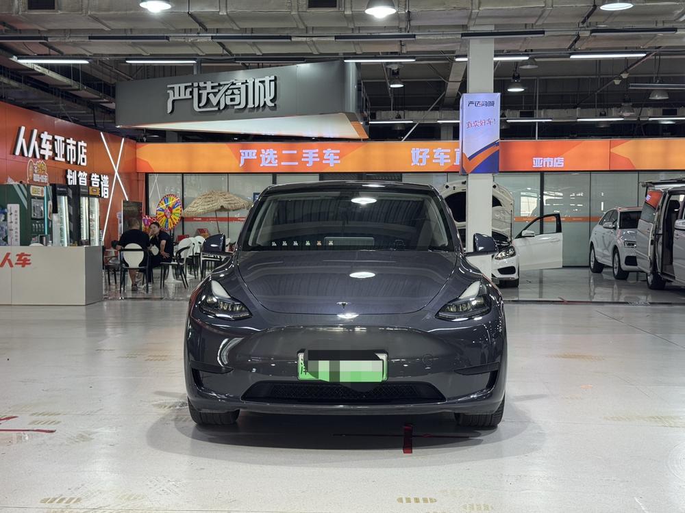 Tesla Model Y 2022 immagine di auto #2