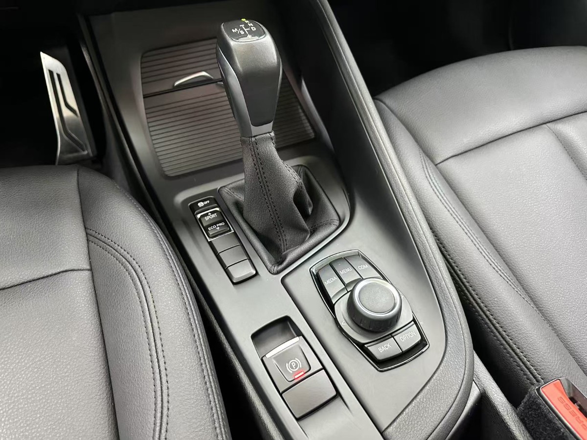 BMW X1 2019 #11 BMW X1 2019 صورة سيارة #11
