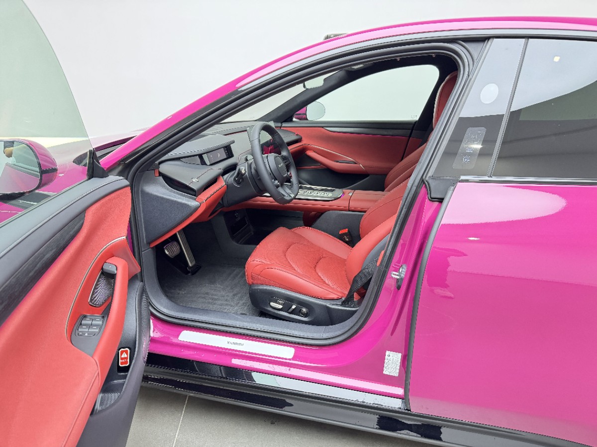 MI SU7 2025 immagine di auto #4