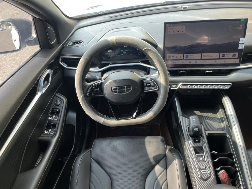 GEELY Coolray 2025 #13 GEELY Coolray 2025 car image #13